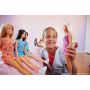 Papusa Barbie Clasic, blonda, cu rochita roz, 3 ani+