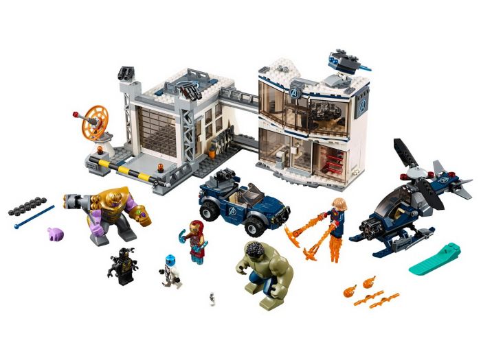 LEGO Super Heroes Batalia combinata a razbunatorilor 76131, 8 ani+