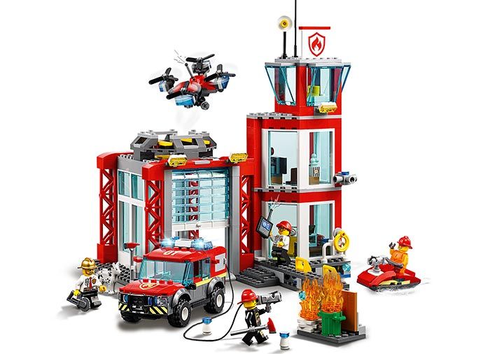 LEGO City Statie de pompieri 60215, 5 ani+
